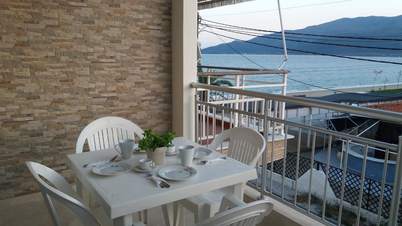 Angie'S Summertime Nea Vrasna Exterior photo